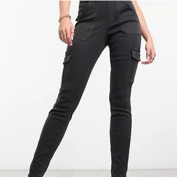 SPANX Stretch Twill Cargo Legging Size Large - Picture 8 of 9